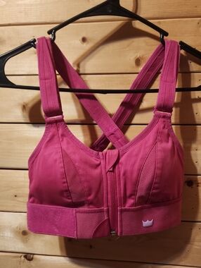 SHEFIT Sportsbra Size XS Hot Pink PADDED High Impact